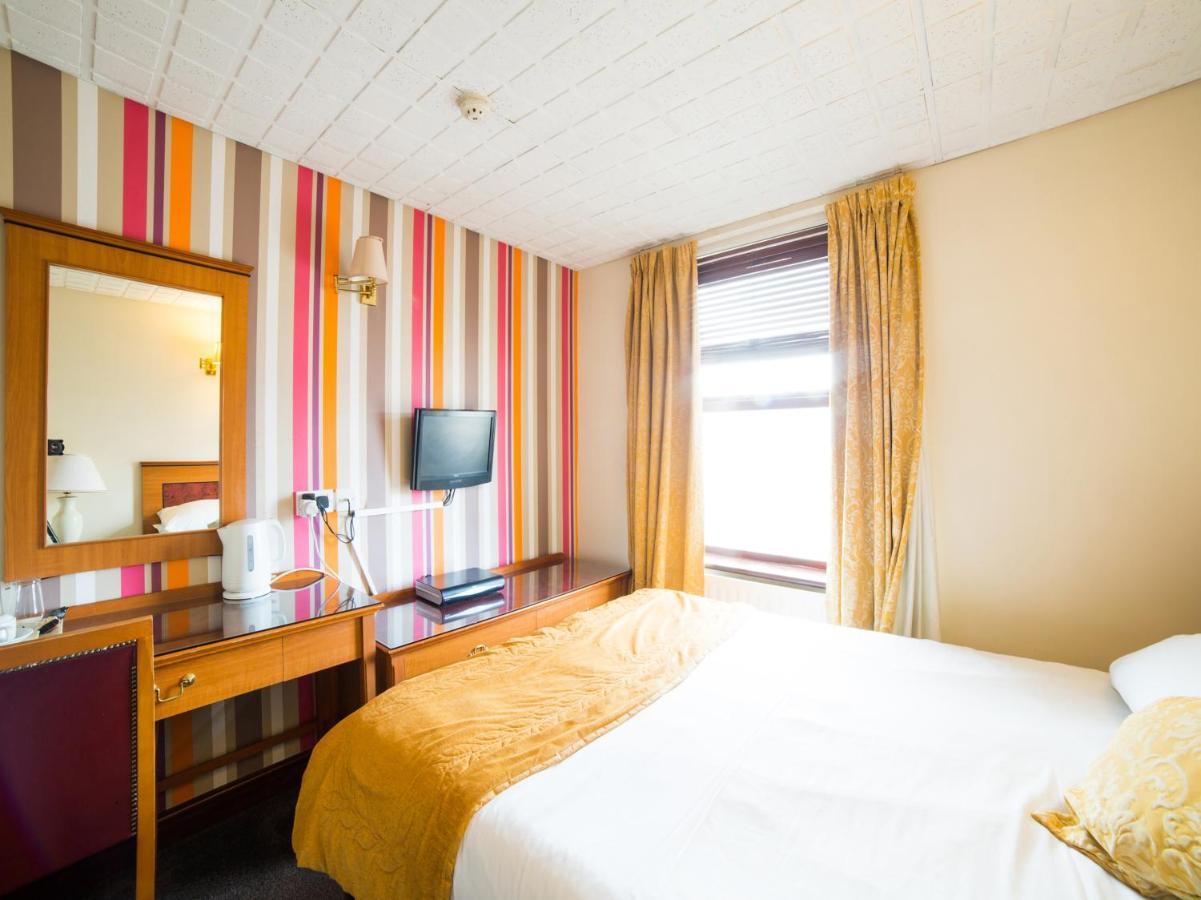 The Whistle And Flute Hotel Barnetby le Wold Ngoại thất bức ảnh